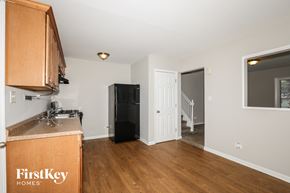 Waukegan house for rent - 12865 W Highland Ave Waukegan, IL 60087