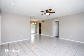 Sunrise house for rent - 1291 NW 60th Ave Sunrise, FL 33313