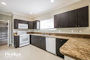 Homestead house for rent - 1320 Ne 41 Place Homestead, FL 33033
