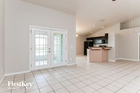 Auburndale house for rent - 1323 Arrowhead Ct Auburndale, FL 33823