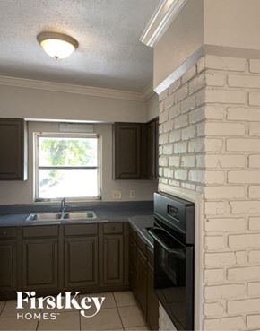 Orlando house for rent - 1324 N Powers Dr Orlando, FL 32818