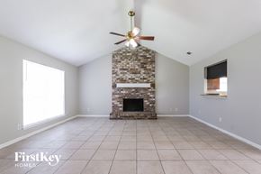 Willis house for rent - 13361 Lake Breeze Ln Willis, TX 77318