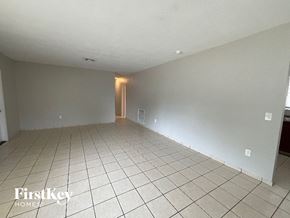 Miami house for rent - 1350 NW 132nd Ter Miami, FL 33167