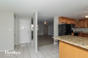 Phoenix house for rent - 13633 N 20th Ln Phoenix, AZ 85029