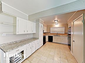 Sugar Land house for rent - 13818 Lynwood Ln Sugar Land, TX 77498
