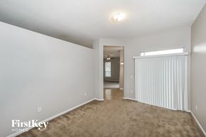 Jacksonville house for rent - 13940 Fish Eagle Drive E Jacksonville, FL 32226