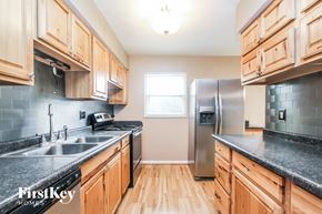 Greenwood house for rent - 1433 Hunters Lane Greenwood, IN 46142