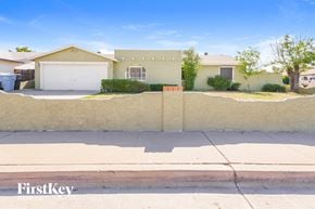 Phoenix house for rent - 14401 N 36TH St Phoenix, AZ 85032