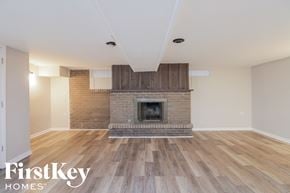South Holland house for rent - 15450 Elm St South Holland, IL 60473