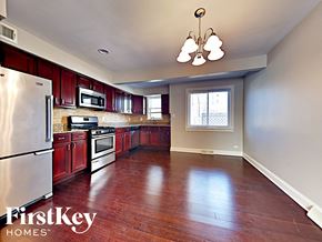 Westchester house for rent - 1546 Highridge Pkwy Westchester, IL 60154