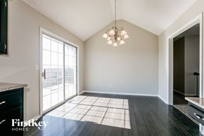 Raymore house for rent - 1603 Roberta Dr Raymore, MO 64083
