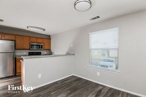 Dallas house for rent - 1604 Alcazar Plz Dallas, TX 75211