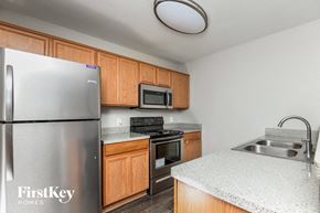 Dallas house for rent - 1604 Alcazar Plz Dallas, TX 75211