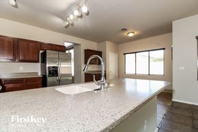 Surprise house for rent - 16196 W Hearn Rd Surprise, AZ 85379