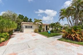 Miami house for rent - 16941 SW 119 Ct Miami, FL 33177