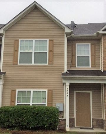 College Park house for rent - 1704 Broad River Road College Park, GA 30349