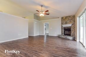 Winter Haven house for rent - 1719 Sandalwood Circle SW Winter Haven, FL 33880