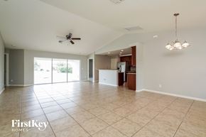 Cape Coral house for rent - 1719 NW 25 Ln Cape Coral, FL 33993