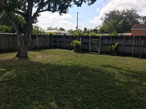 North Miami Beach house for rent - 17470 NE 19 Avenue North Miami Beach, FL 33162