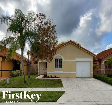 Miami house for rent - 17655 SW 146th Ct Miami, FL 33177