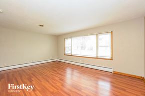 Lansing house for rent - 17922 Rose Ave Lansing, IL 60438