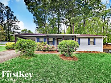 Marietta house for rent - 1793 Merry Oak Road SW Marietta, GA 30008