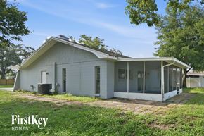 Palm Harbor house for rent - 1794 E Groveleaf Ave Palm Harbor, FL 34683