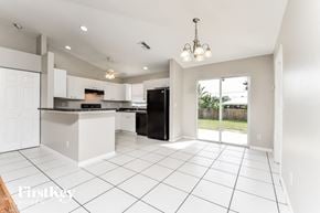 Fort Myers house for rent - 19039 Coconut Rd Fort Myers, FL 33967