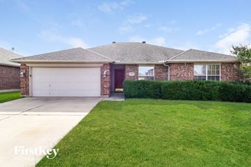 Mansfield house for rent - 1909 Saint Nevis Drive Mansfield, TX 76063
