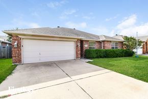 Mansfield house for rent - 1909 Saint Nevis Drive Mansfield, TX 76063