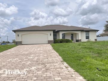 Cape Coral house for rent - 1909 NW 17 Ter Cape Coral, FL 33993