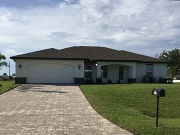 Cape Coral house for rent - 1909 NW 17 Ter Cape Coral, FL 33993