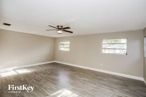 Miami Gardens house for rent - 19424 NW 48 Ave Miami Gardens, FL 33055