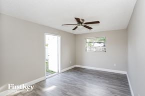 Miami Gardens house for rent - 19424 NW 48 Ave Miami Gardens, FL 33055