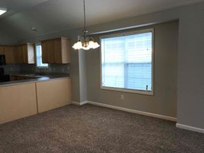 Calera house for rent - 2018 Village Lane Calera, AL 35040
