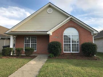 Calera house for rent - 2018 Village Lane Calera, AL 35040