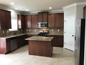 Lithonia house for rent - 2022 Poplar Falls Ave Lithonia, GA 30058