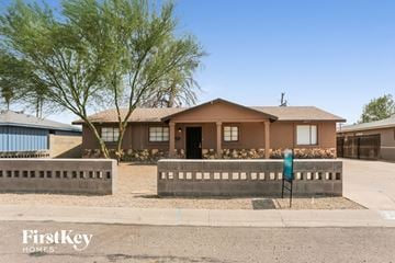 Phoenix house for rent - 2037 W Rancho Dr Phoenix, AZ 85015