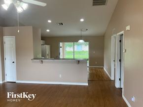 Cape Coral house for rent - 2108 NE 15th Pl Cape Coral, FL 33909