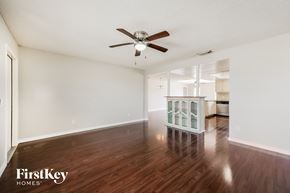 Cape Coral house for rent - 2126 SE 5 Ter Cape Coral, FL 33990