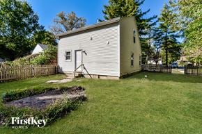 Indianapolis house for rent - 2229 West 58th Street Indianapolis, IN 46228