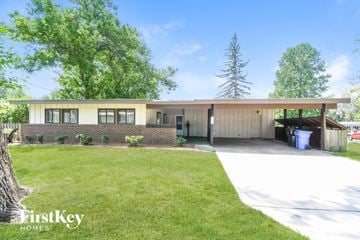 Florissant house for rent - 2240 Cherry Lane Florissant, MO 63033