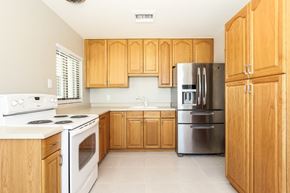 Phoenix house for rent - 2311 W Maryland Ave Phoenix, AZ 85015