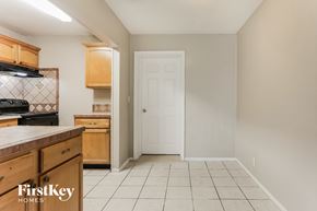 Hollywood house for rent - 2322 N 28 Ave Hollywood, FL 33020
