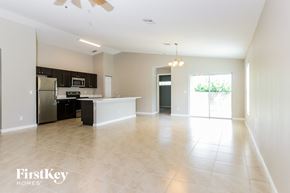 Port St. Lucie house for rent - 2346 SW Abalon Circle Port St. Lucie, FL 34953