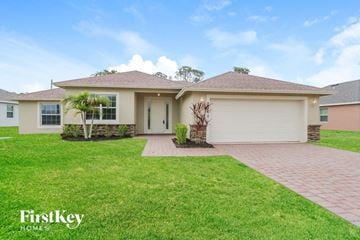 Port St. Lucie house for rent - 2365 SW Webster Ln Port St. Lucie, FL 34953