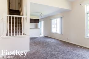 Woodstock house for rent - 2406 Aspen Dr Woodstock, IL 60098