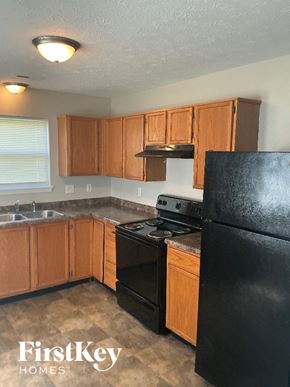 Indianapolis house for rent - 2416 Borgman Drive Indianapolis, IN 46229