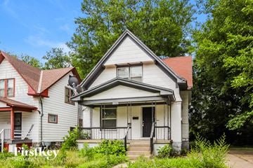 Kansas City house for rent - 2418 Norton Ave Kansas City, MO 64127