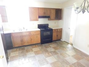 Memphis house for rent - 2428 Green Glen Memphis, TN 38133